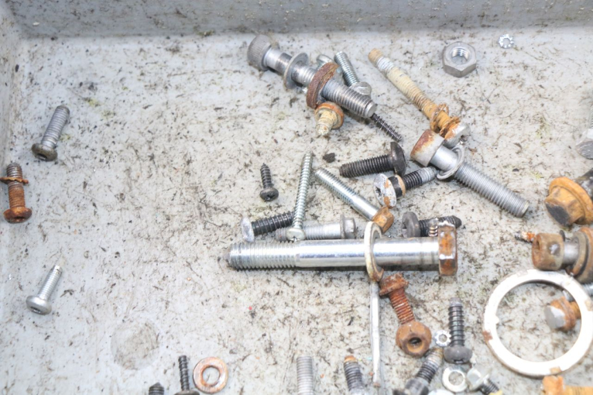 photo de SCREWS BAG PIAGGIO VESPA LX IE 125 (2010 - 2012)