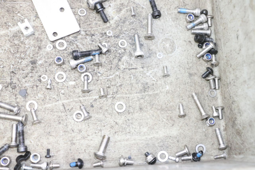 photo de SCREWS BAG DUALTRON VICTOR LIMITED 1