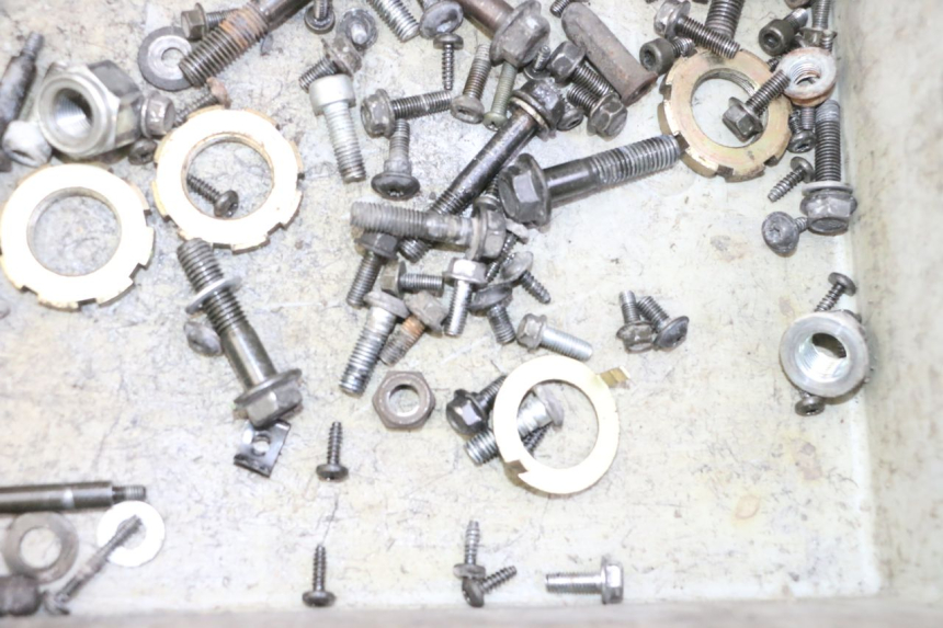 photo de SCREW FASTENER BAG PEUGEOT VIVACITY NEW 4T 50 (2008 - 2017)