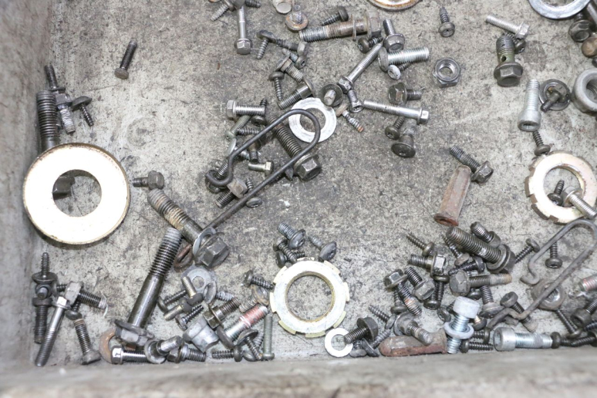 photo de SCREW FASTENER BAG PEUGEOT VIVACITY NEW 4T 50 (2008 - 2017)