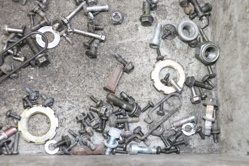 photo de SCREW FASTENER BAG PEUGEOT VIVACITY NEW 4T 50 (2008 - 2017)