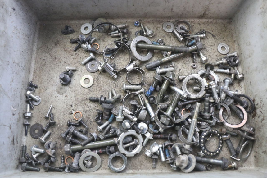 photo de SCREWS BAG YAMAHA X-CITY XCITY 125 (2007 - 2008)