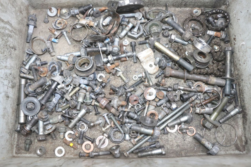 photo de SCREW FASTENER BAG YAMAHA X-MAX XMAX 250 (2006 - 2009)