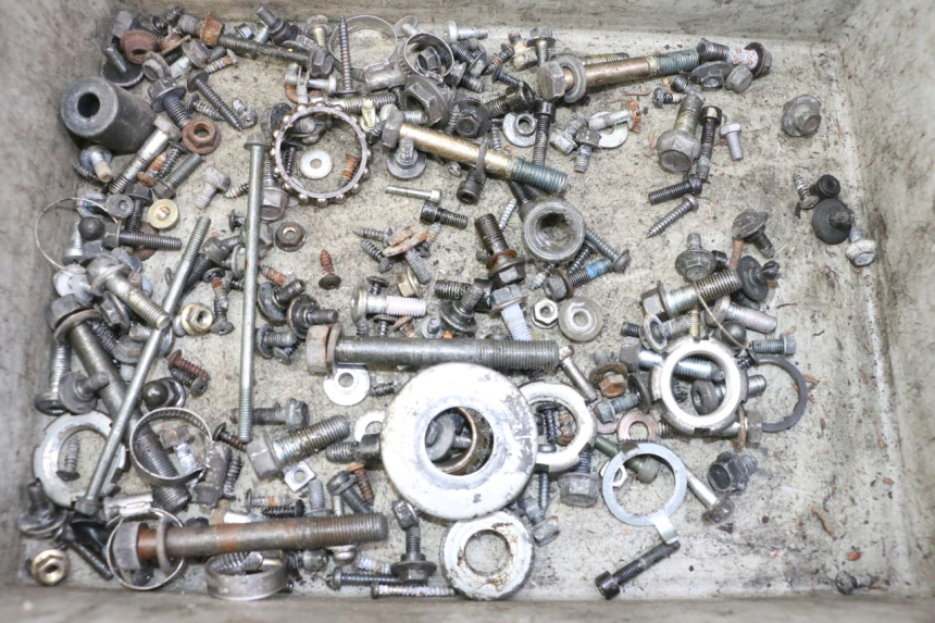 photo de SCREW FASTENER BAG YAMAHA X-MAX XMAX 250 (2006 - 2009)