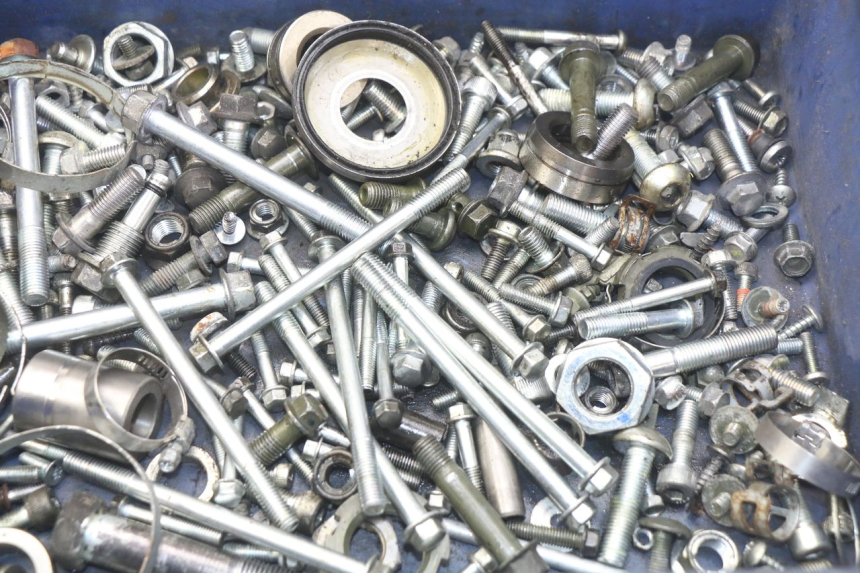 photo de SCREWS BAG YAMAHA XP T-MAX TMAX 500 (2004 - 2007)