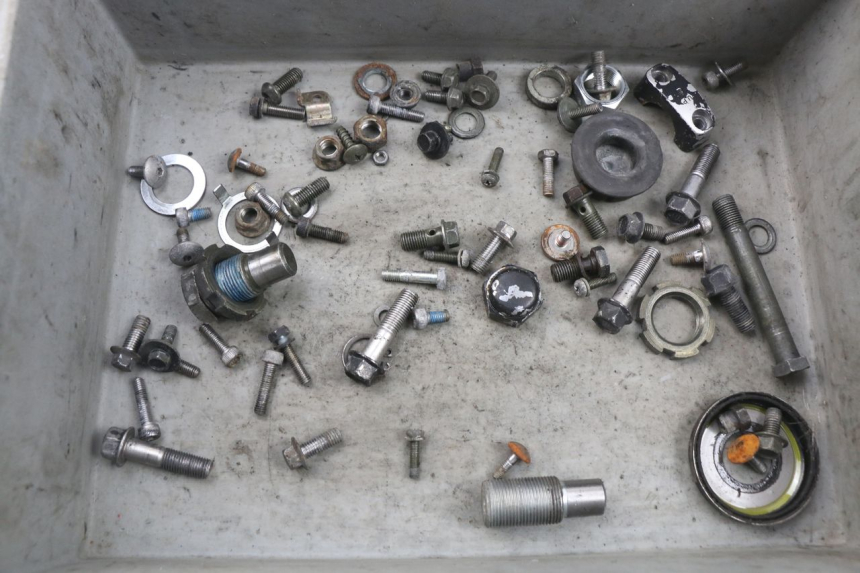 photo de SCREWS BAG YAMAHA XVS DRAG STAR DRAGSTAR 650 (1997 - 2007)