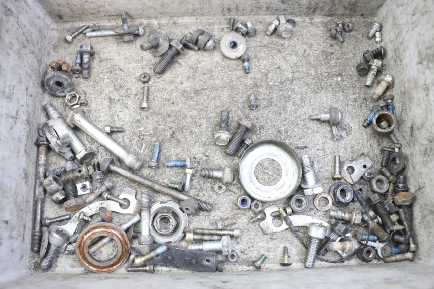 photo de SCREWS BAG YAMAHA TZR 50 (2008 - 2016)