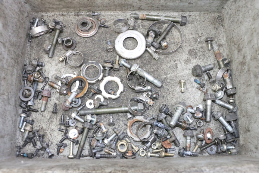 photo de SCREW FASTENER BAG YAMAHA YP MAJESTY 125 (2007 - 2010)