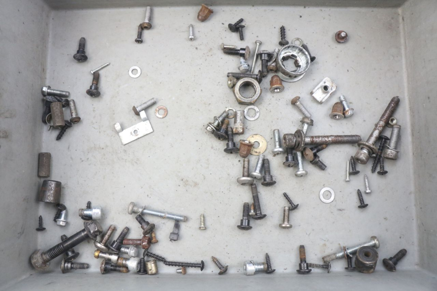 photo de SCREWS BAG PIAGGIO ZIP 4T 50 (2006 - 2017)