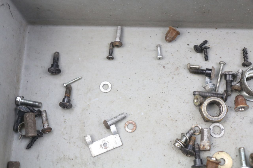 photo de SCREWS BAG PIAGGIO ZIP 4T 50 (2006 - 2017)