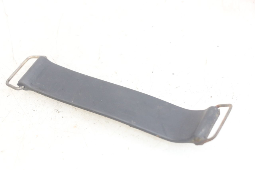 photo de BATTERY STRAP HONDA CBR F SC25 1000 (1989 - 1992)