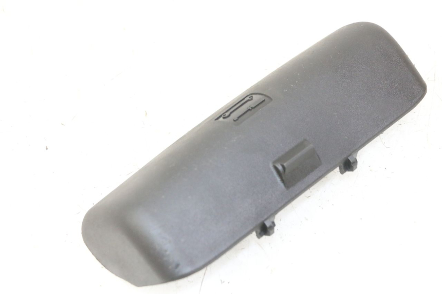 photo de TOOL KIT STRAP PIAGGIO MP3 LT 300 (2010 - 2016)