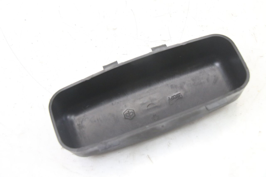 photo de TOOL KIT STRAP PIAGGIO XEVO - X EVO 125 (2007 - 2016) - Technical close-up