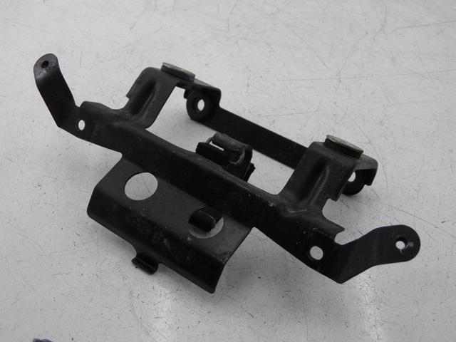 photo de TOOL KIT STRAP YAMAHA FZS FAZER 600 (1998 - 2001)