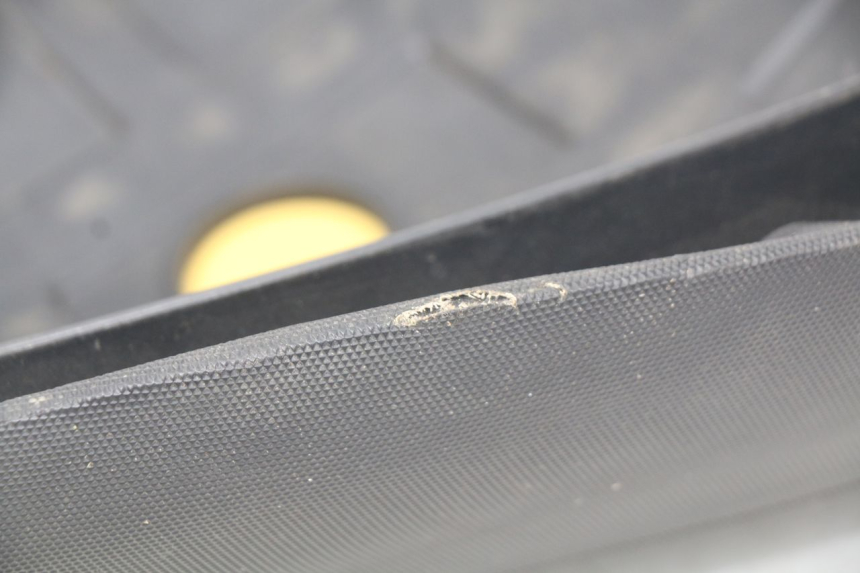 photo de SEAT KYMCO AGILITY RS 2T 50 (2009 - 2013) - Surface and material condition