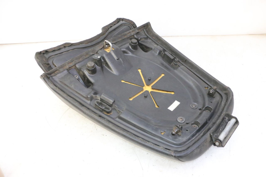 photo de REAR SEAT QUADRO 4 4D 350 (2015 - 2018)