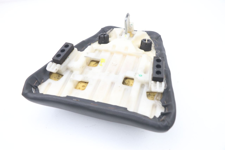 photo de REAR SEAT HONDA CBF 125 (2009 - 2015)