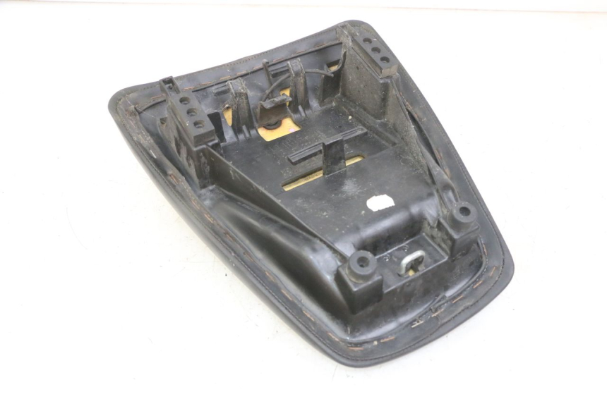 photo de REAR SEAT HONDA CBF 500 (2004 - 2007)