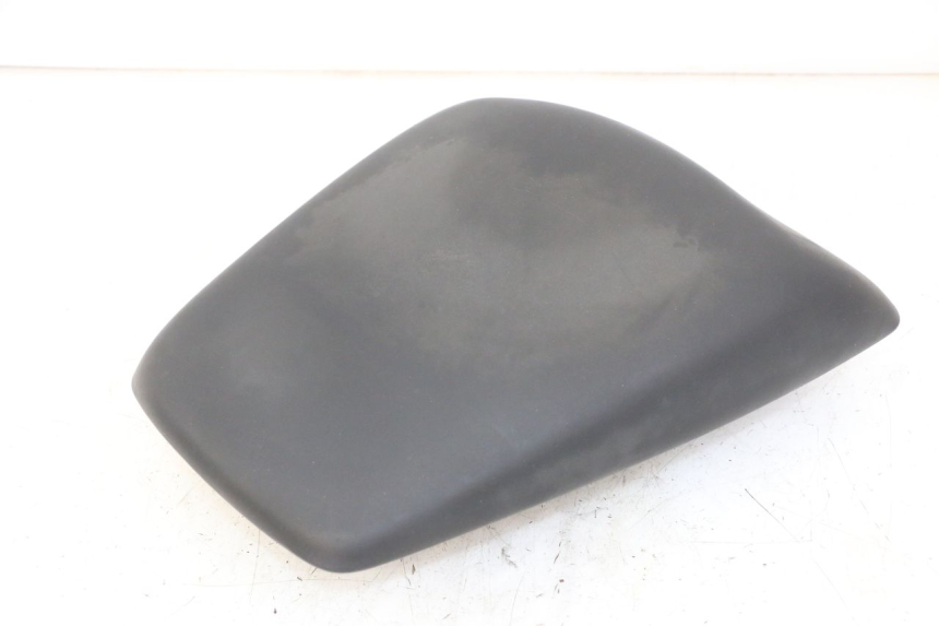 photo de REAR SEAT HONDA CBF 500 (2004 - 2007)