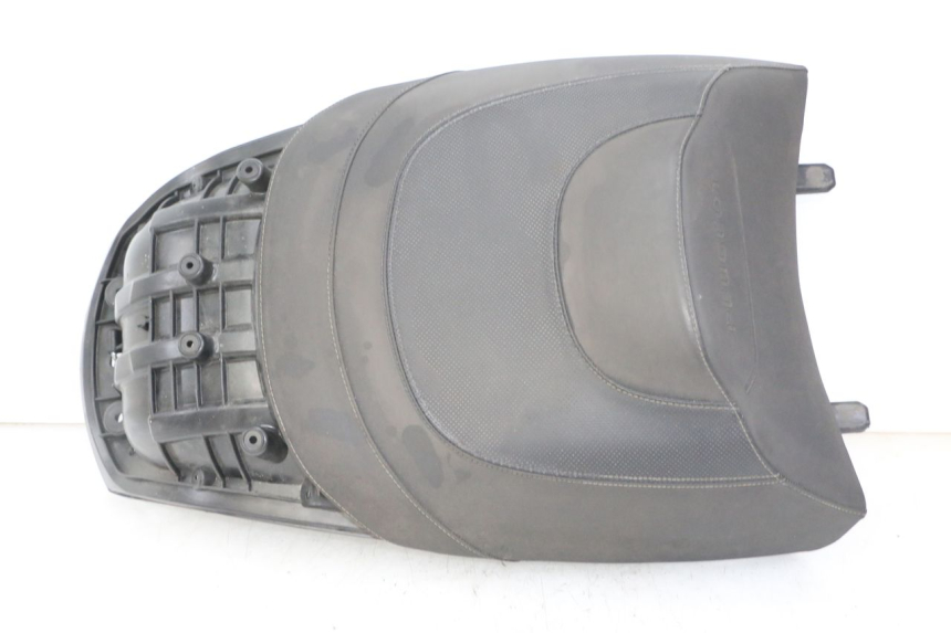 photo de REAR SEAT PEUGEOT SATELIS 125 (2013 - 2018)