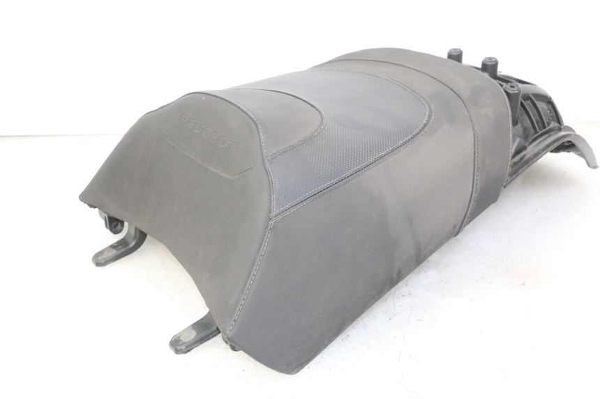 photo de REAR SEAT PEUGEOT SATELIS 125 (2013 - 2018)