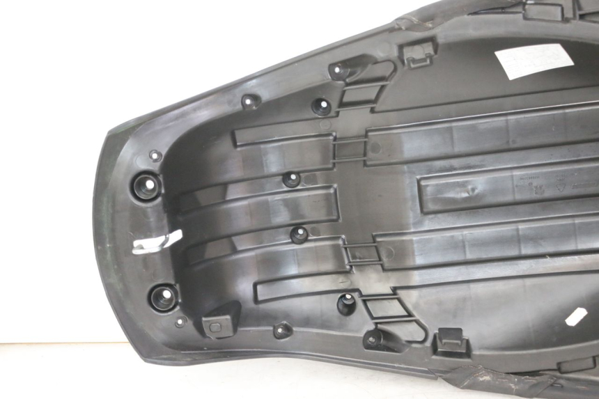 photo de REAR SEAT PEUGEOT SATELIS 125 (2013 - 2018)