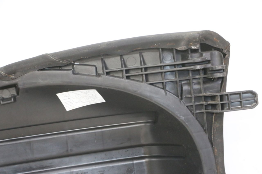 photo de REAR SEAT PEUGEOT SATELIS 125 (2013 - 2018)
