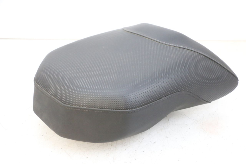 photo de REAR SEAT BMW R GS 1250 (2021 - 2024) - Markings and original references