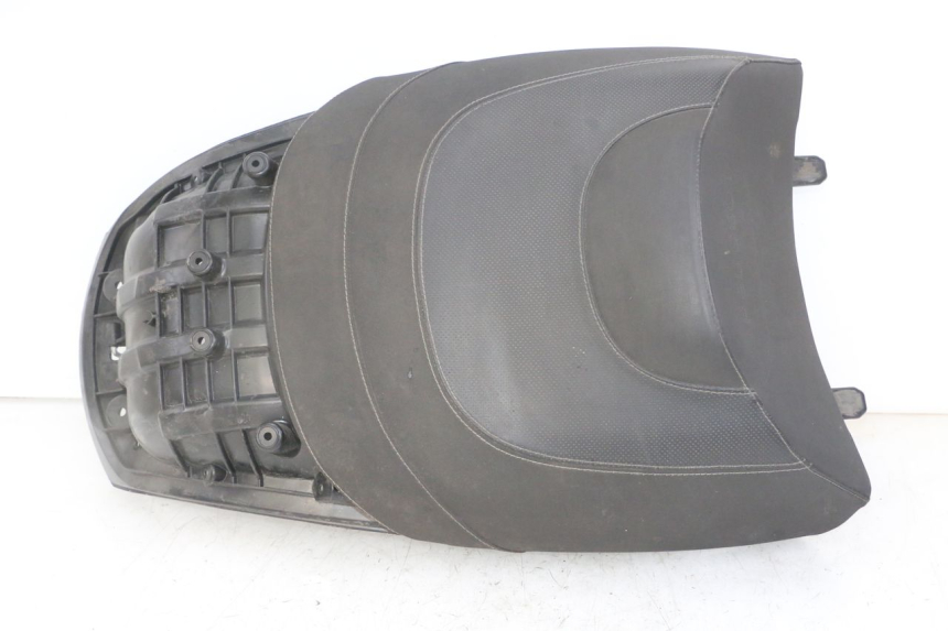 photo de REAR SEAT PEUGEOT SATELIS 125 (2013 - 2018)