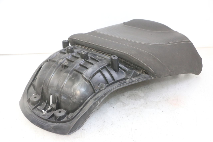photo de REAR SEAT PEUGEOT SATELIS 125 (2013 - 2018)