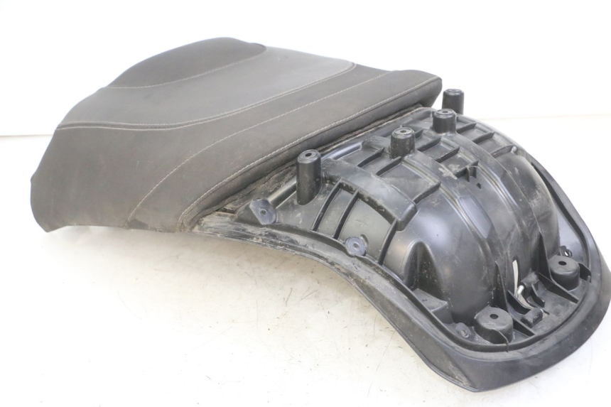 photo de REAR SEAT PEUGEOT SATELIS 125 (2013 - 2018)