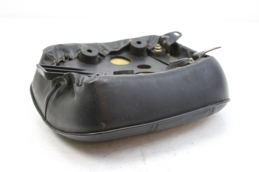 photo de REAR SEAT SYM HUSKY 125 (1999 - 2005)