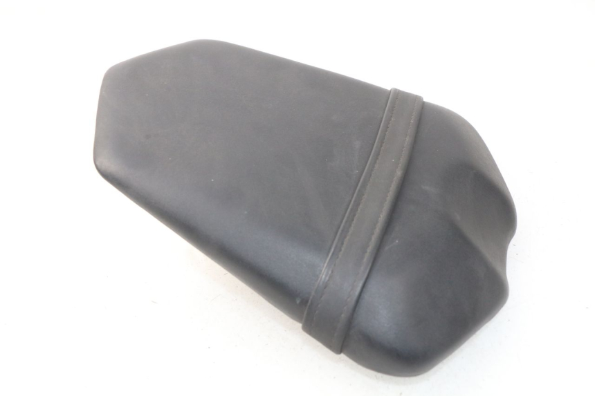 photo de REAR SEAT YAMAHA FZ8 800 (2010 - 2016)