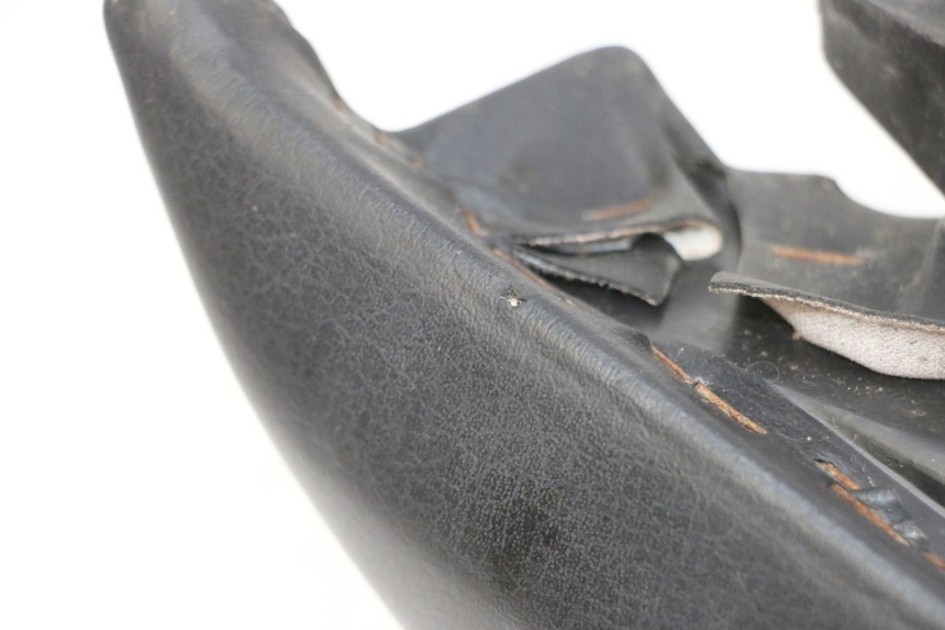 photo de REAR SEAT YAMAHA YP MAJESTY 125 (2002 - 2006) - Component detail