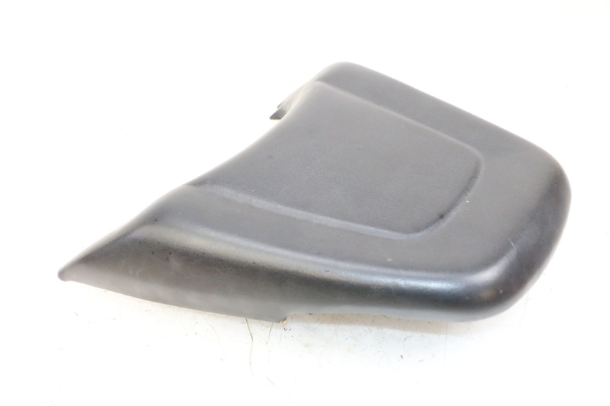 photo de REAR SEAT YAMAHA YP MAJESTY 125 (2002 - 2006) - Surface and material condition