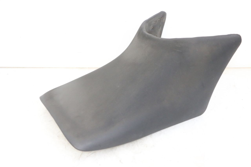 photo de FRONT SEAT HONDA CBF 500 (2004 - 2007)