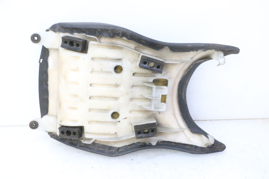 photo de FRONT SEAT HONDA CBF 125 (2009 - 2015)