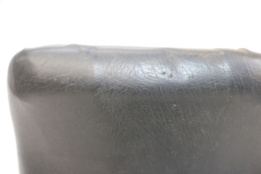 photo de FRONT SEAT KAWASAKI GPX R WARBIRD 600 (1988 - 1993) - Markings and original references
