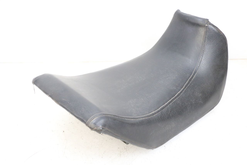 photo de FRONT SEAT KAWASAKI GPZ RX 1000 (1986 - 1988) - Checked used part
