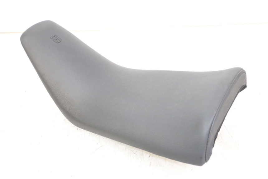 photo de FRONT SEAT HUSQVARNA SVARTPILEN 401 (2018 - 2023)