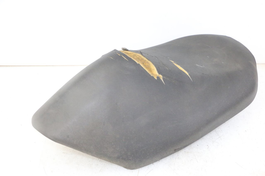 photo de FRONT SEAT PEUGEOT JET FORCE CARBU 50 (2003 - 2016)