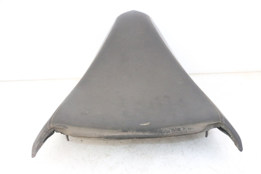 photo de FRONT SEAT PEUGEOT SATELIS COMPRESSOR K15 125 (2006 - 2009)
