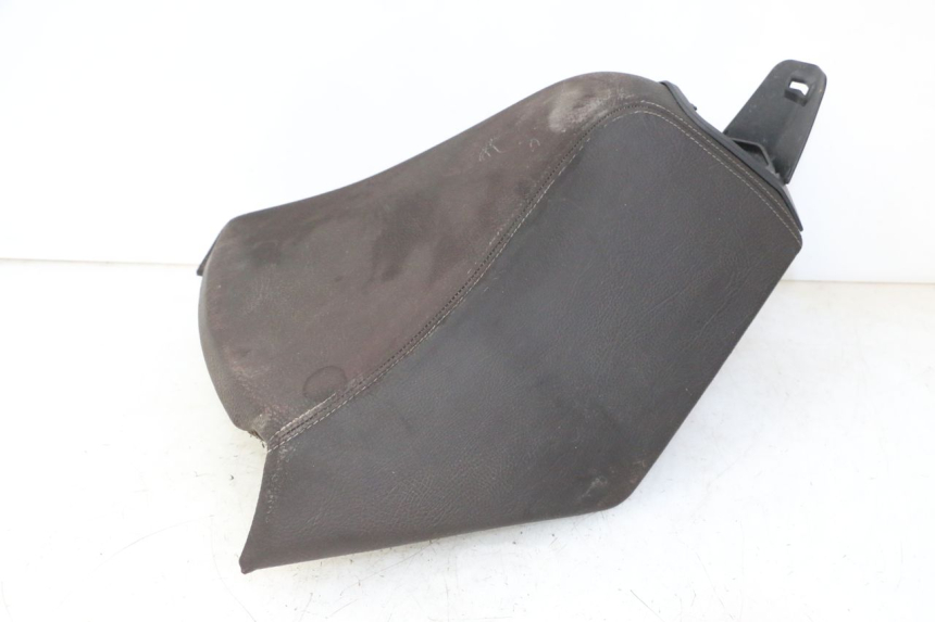 photo de FRONT SEAT PEUGEOT SATELIS 125 (2006 - 2009)
