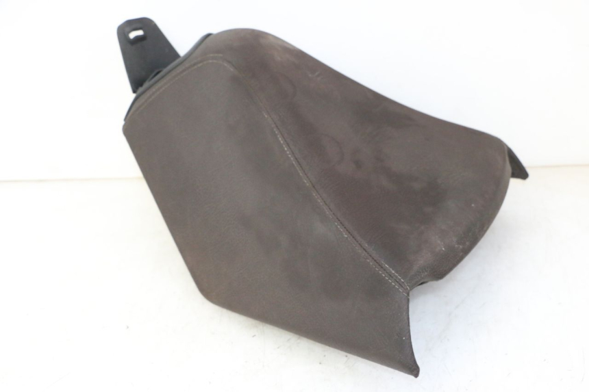 photo de FRONT SEAT PEUGEOT SATELIS 125 (2006 - 2009)