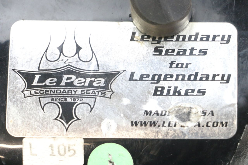 photo de FRONT SEAT HARLEY DAVIDSON SPORTSTER XL CUSTOM 1200 (2003 - 2004) - Component detail