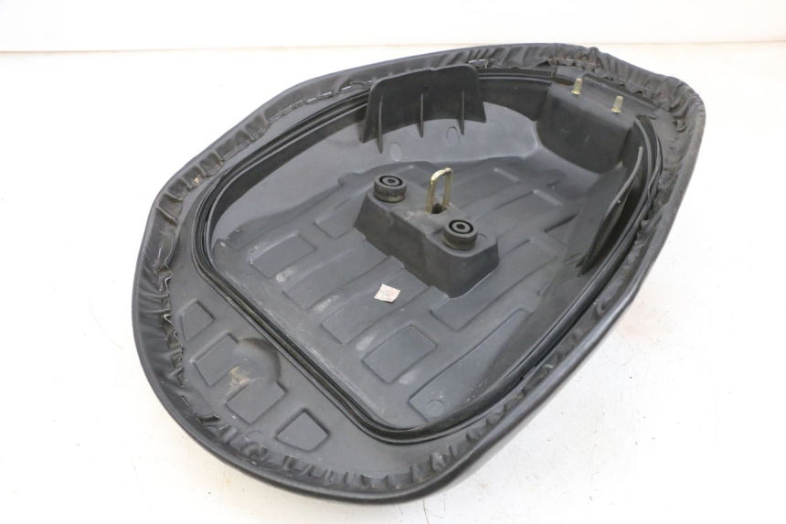 photo de FRONT SEAT PEUGEOT TWEET PRO EFI 4T 50 (2021 - 2022)