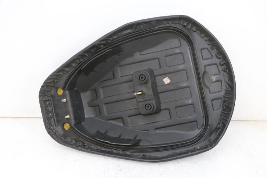 photo de FRONT SEAT PEUGEOT TWEET PRO EFI 4T 50 (2021 - 2022)