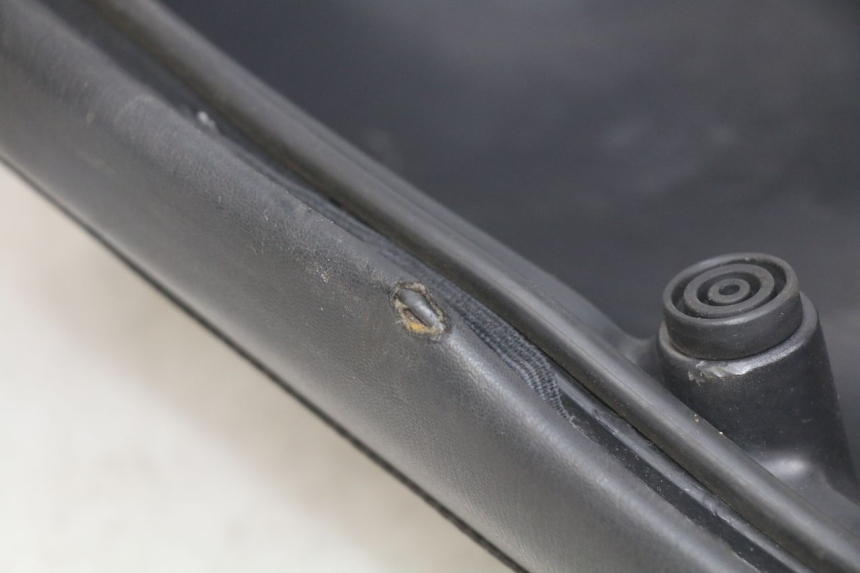 photo de FRONT SEAT YAMAHA YP MAJESTY 125 (2007 - 2010)