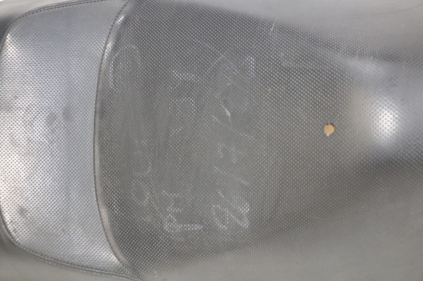 photo de FRONT SEAT YAMAHA YP MAJESTY 125 (2007 - 2010)