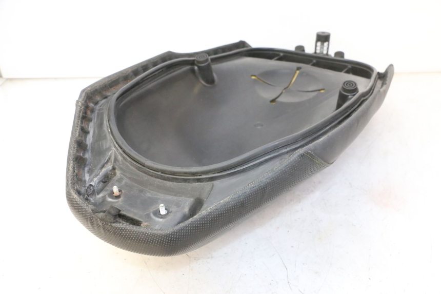 photo de FRONT SEAT YAMAHA YP MAJESTY 125 (2007 - 2010)